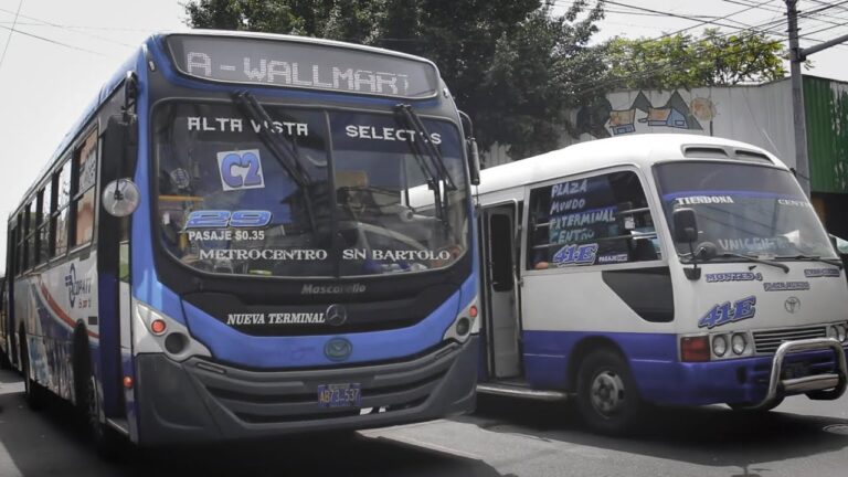 Responsabilidades de Conductores y Pasajeros en la Seguridad Vial