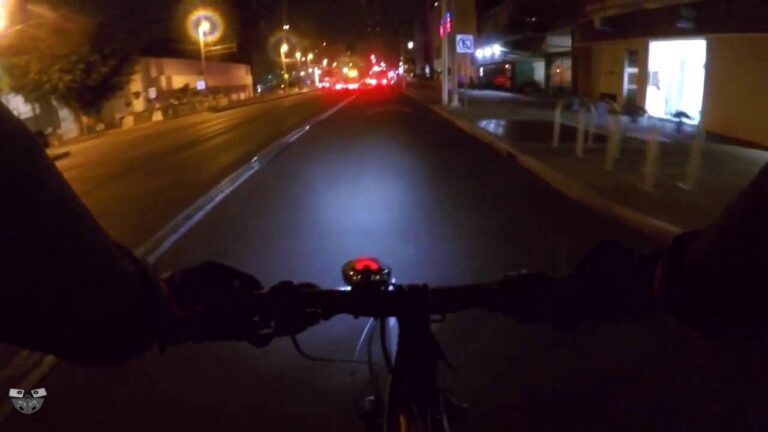 Consejos Esenciales sobre Luces Nocturnas para Ciclistas y Conductores