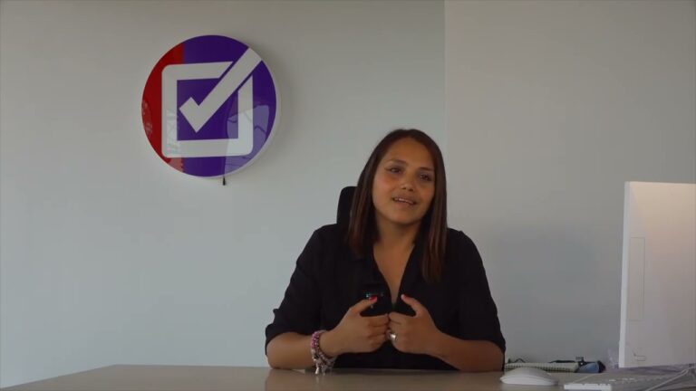 Consejos para Conducir de Manera Responsable en Autov&iacute;as