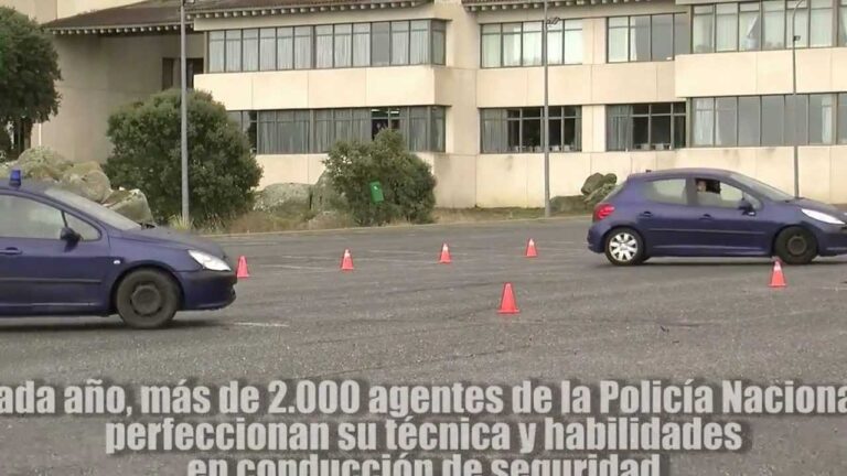 Mejorando la Seguridad Vial: Capacitaci&oacute;n en Conducci&oacute;n Defensiva y Avanzada