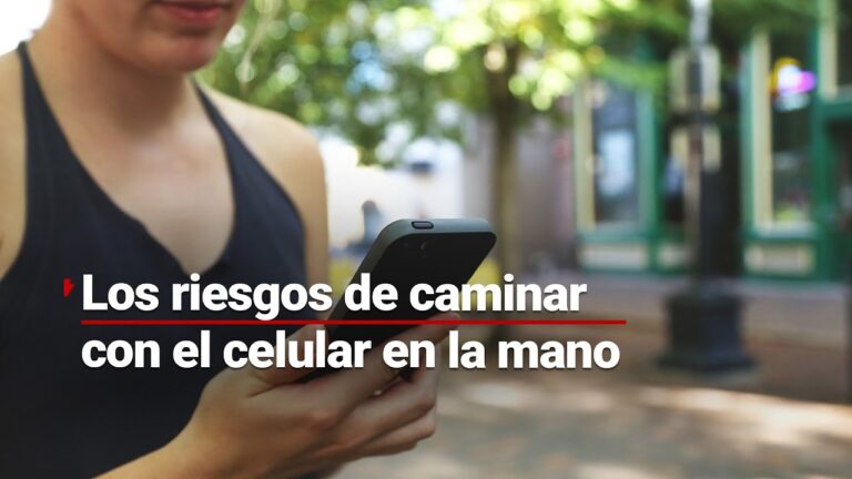 Riesgos de la Distracci&oacute;n M&oacute;vil al Conducir