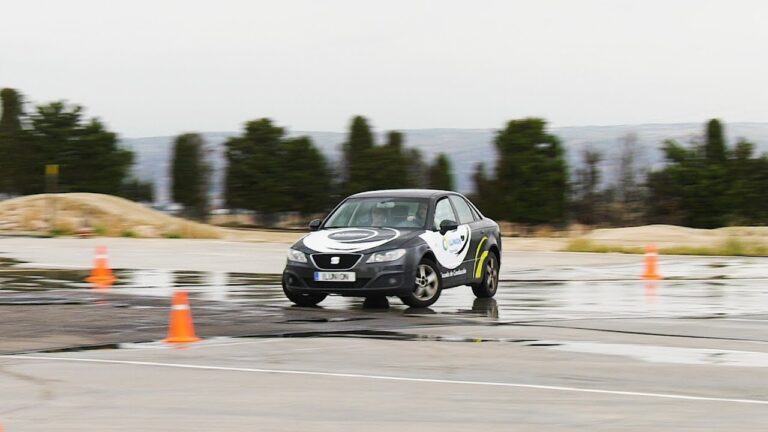 Mejora tu Seguridad Vial con Conducci&oacute;n Avanzada