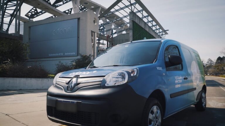 Impacto Medioambiental de los Autos El&eacute;ctricos: Realidades y Mitos
