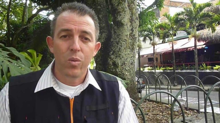 Regulaciones Efectivas de Estacionamiento en Parqu&iacute;metros de Pago