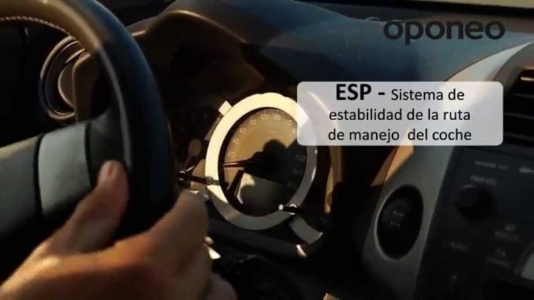 Consejos Esenciales sobre Equipamiento Obligatorio en el Coche